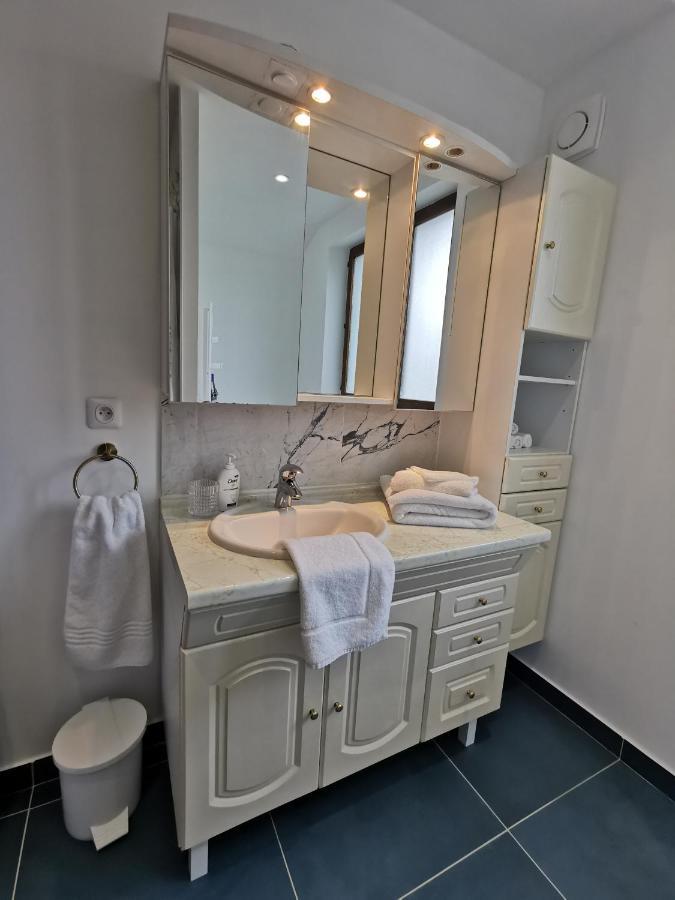 Le Gite Du Brouage Chauny Bagian luar foto